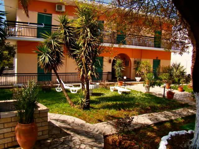 Maritsas Apartment Roda (Corfu)